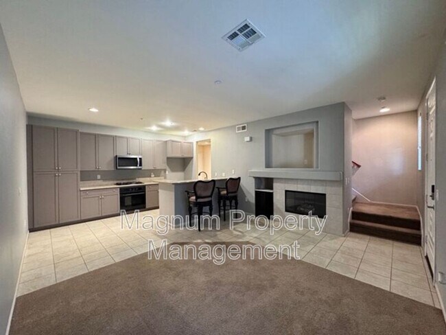 Foto del edificio - 30505 Canyon Hills Rd