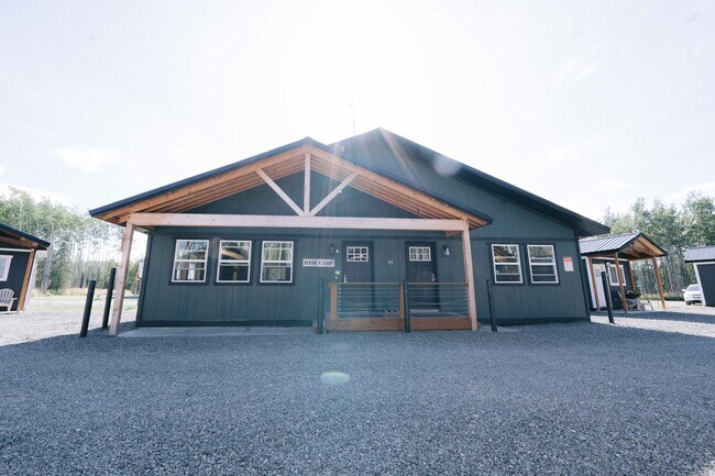 Foto del edificio - 48561 Rustic Ave