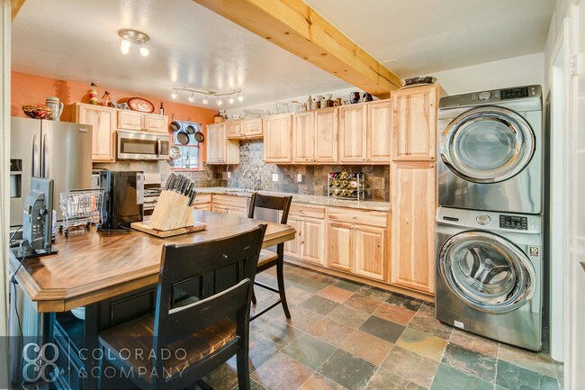 Building Photo - 9574 E Kansas Cir