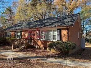 Building Photo - 6600 Barrington Dr