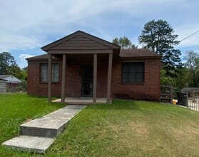 Building Photo - 2512 Lumpkin Ct