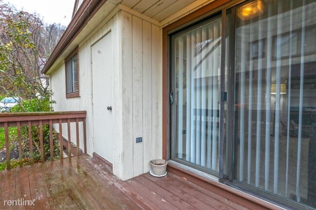 Foto del edificio - 204 Concord Ct