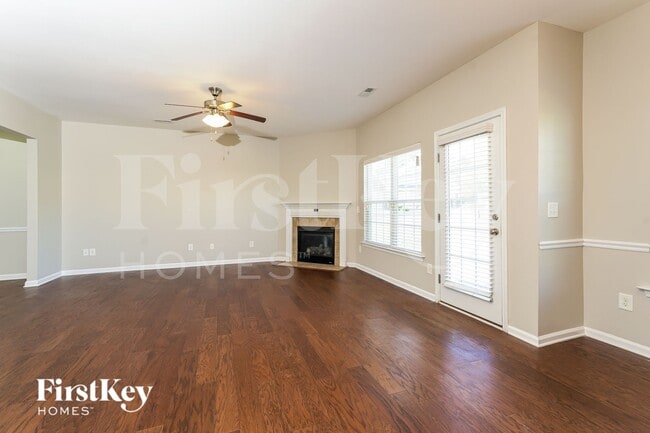 Building Photo - 101 Claystone Dr