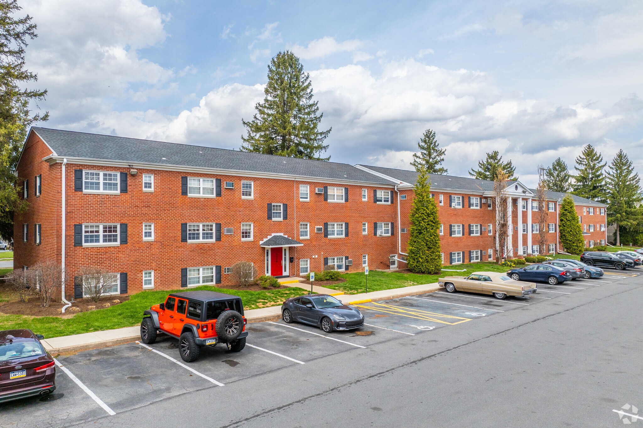 Society Hill Apartments photo 6
