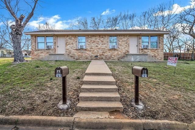 Foto principal - 901 S Barrett Ave