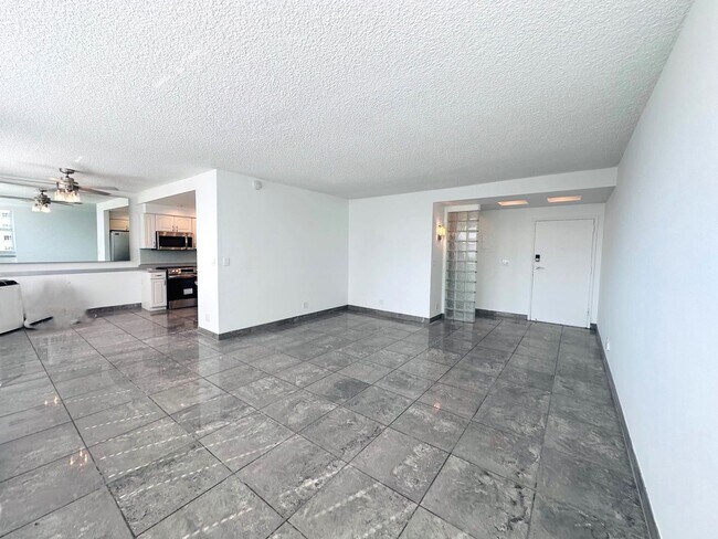 Photo - 1 Bedroom 1 Bath Ocean View Condo - Steps from Fort Lauderdale Beach!