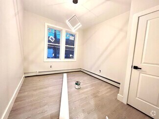 Building Photo - 28 Dales Ave