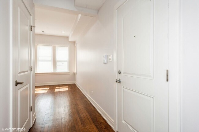 Foto del edificio - 3051 N Spaulding Ave