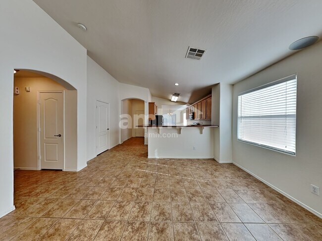 Foto del edificio - 16859 W Belleview Street