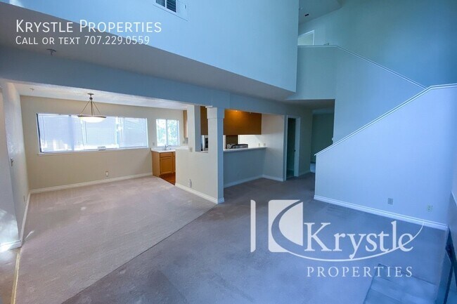 Building Photo - Coming soon! Gorgeous and spacious condo t...