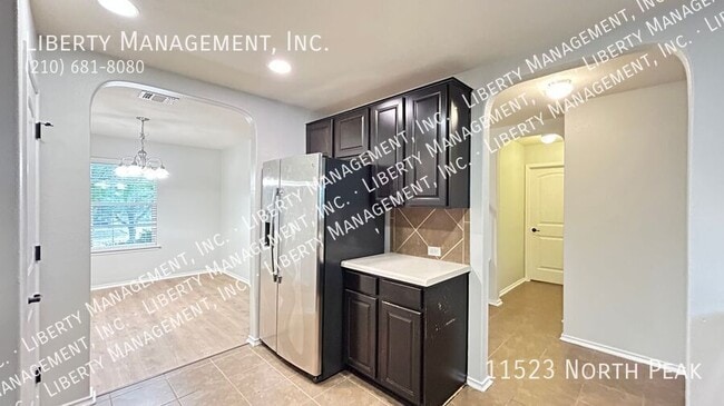 Foto del edificio - 11523 North Peak-