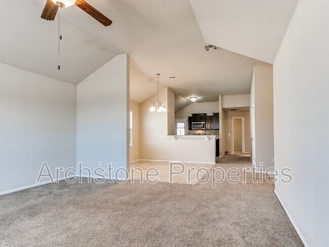 Building Photo - 19704 Taggert Dr