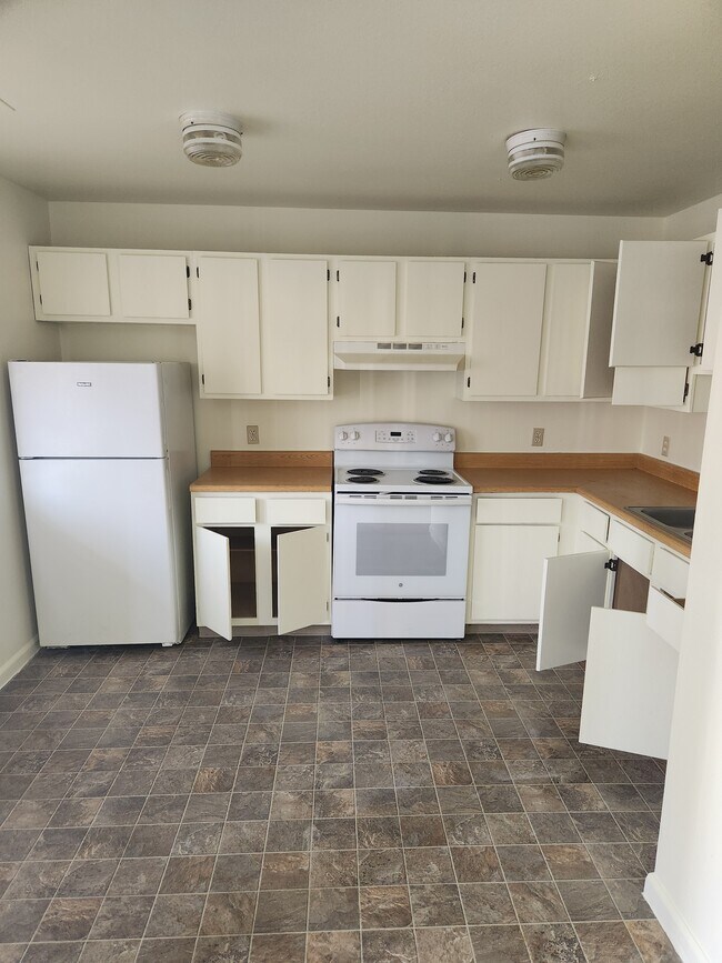 Building Photo - 948 Mt Werner Cir