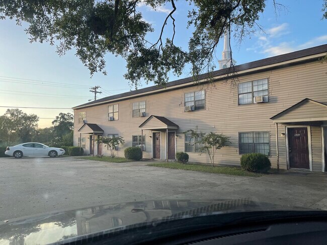 Foto del edificio - 532 S Brundidge St