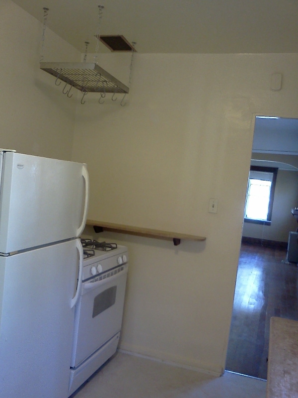 Building Photo - 3065 Third Ave