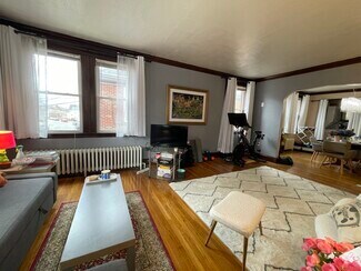 Building Photo - 93 Colborne Rd