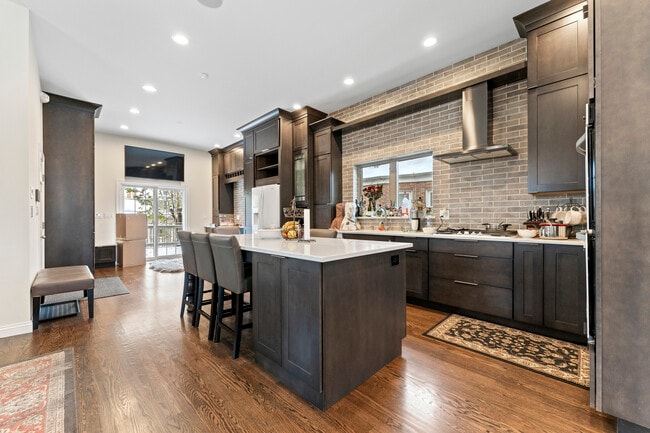 Building Photo - 3452 N Newcastle Ave