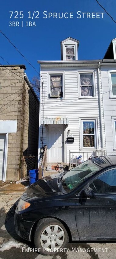 Primary Photo - 3 Bedroom / 1 Bath House in Easton!