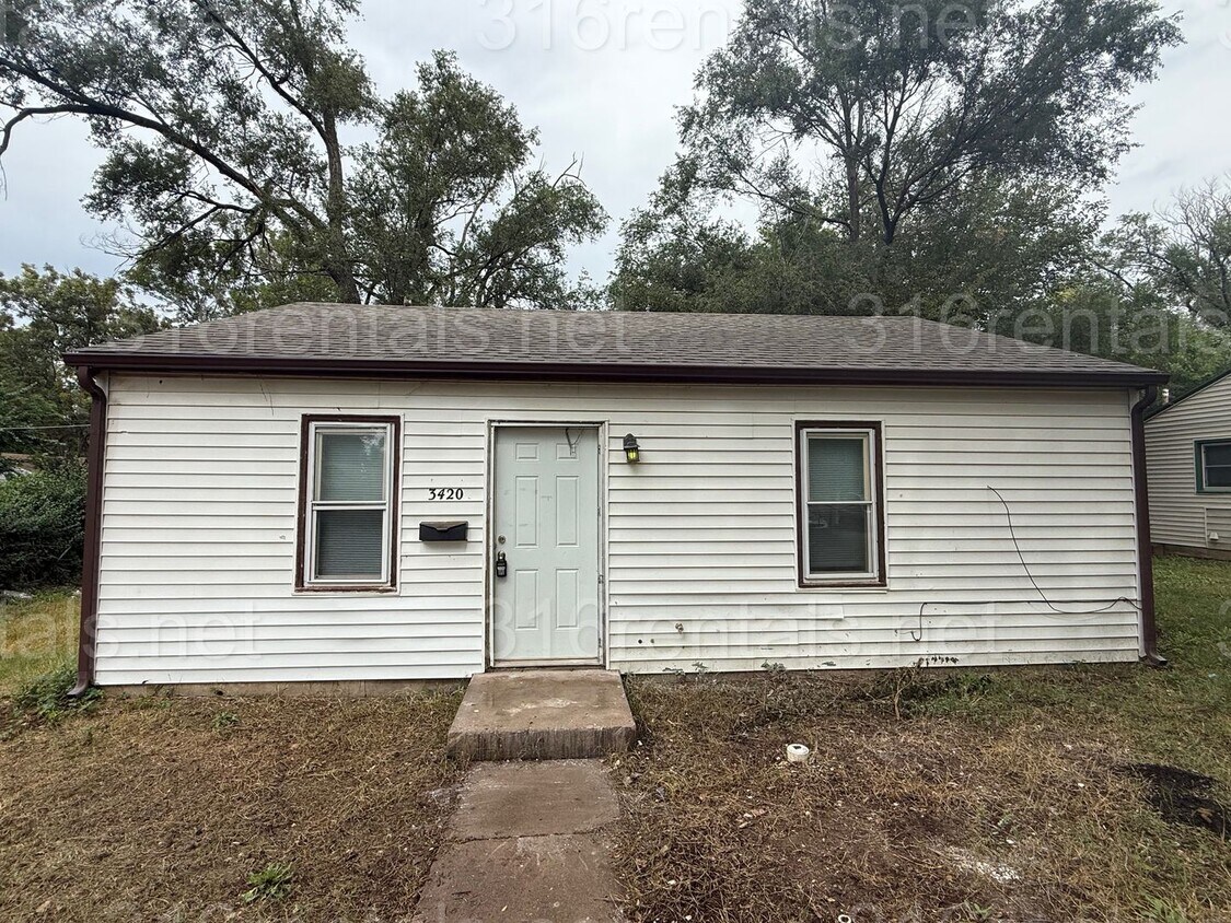 Primary Photo - $850 - 2 bedroom / 1 bathroom - Single Fam...