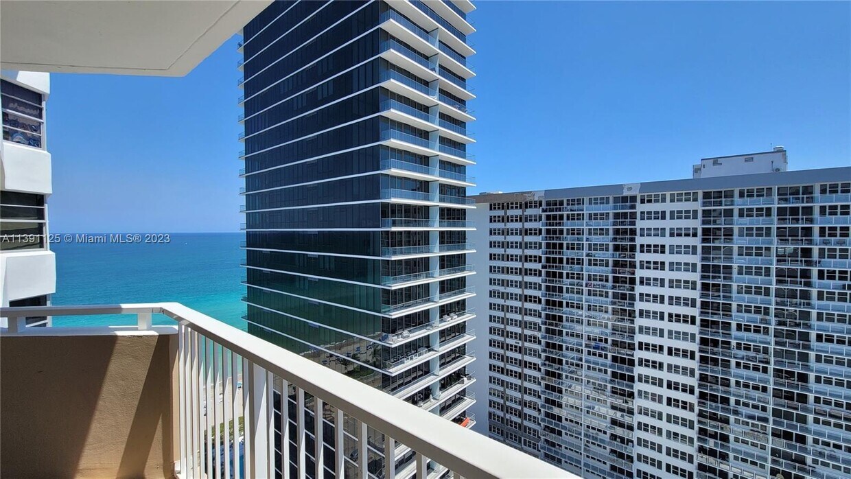 Primary Photo - 1980 S Ocean Dr