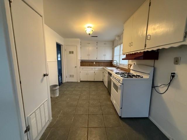 Foto del edificio - 3042 Grand Ave