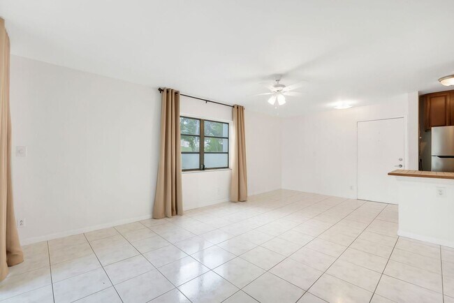 Foto del edificio - 3040 NE 16th Ave