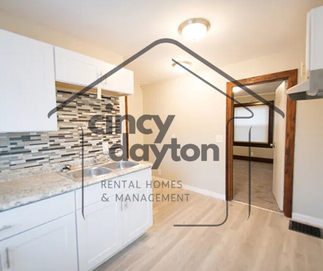 Foto del edificio - 3925 E 3rd St