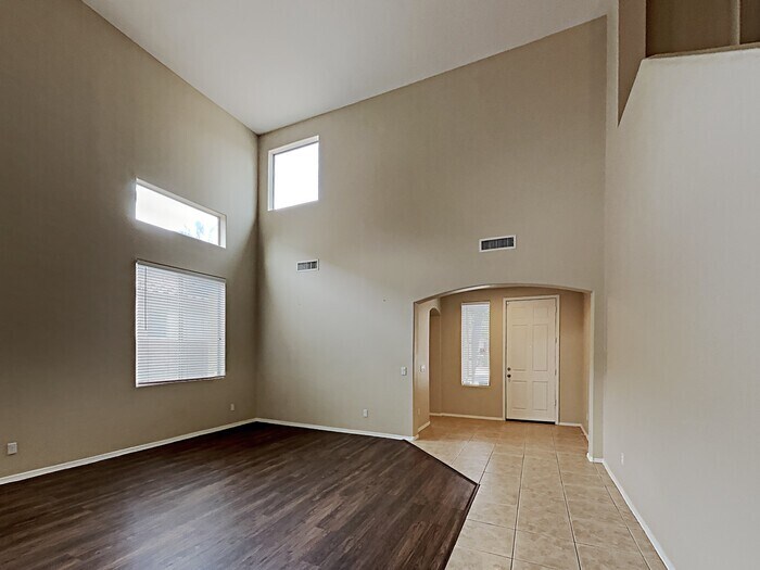 6719 Fenske Ln, Louisville, KY 40258 House for Rent in Louisville, KY