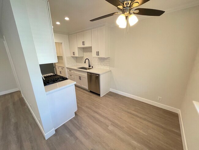 Foto del edificio - 1549 S. Westgate Ave.