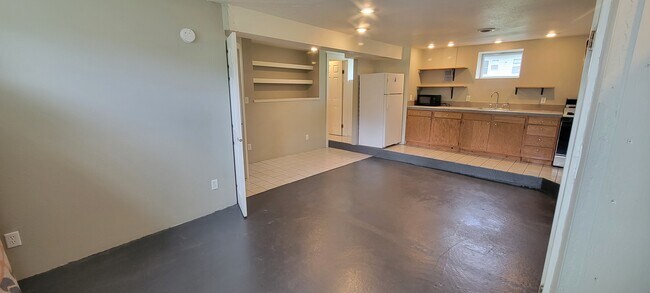 Kitchen/Living Room - 110 E Clark St