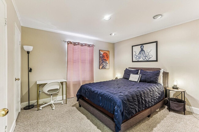 Building Photo - 405 Flagler Blvd