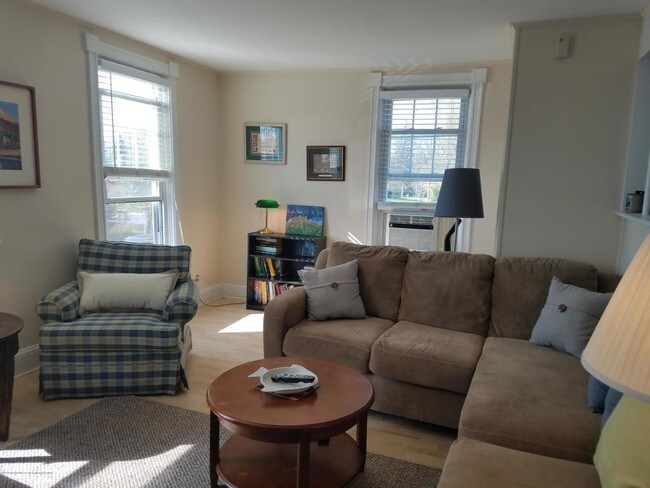 Foto del edificio - 1712 Beverly Ave