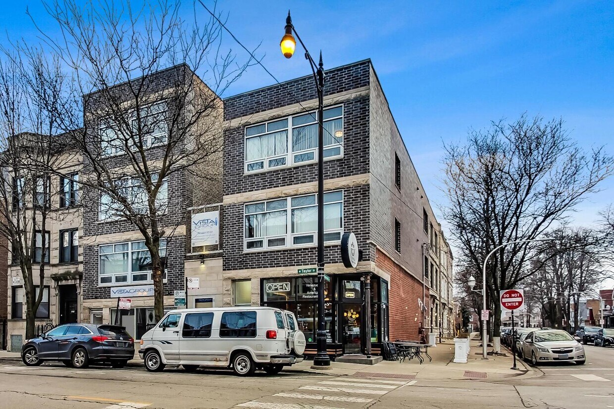 Foto principal - 2325 W Taylor St