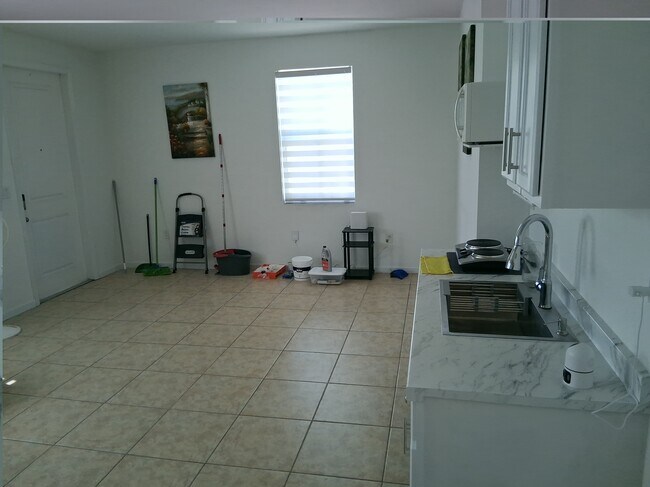 Building Photo - 24514 SW 115th Ct