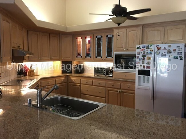 Building Photo - 4 Bedroom Home in San Diego County Estates