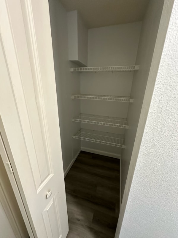 Building Photo - 1518 1st St E