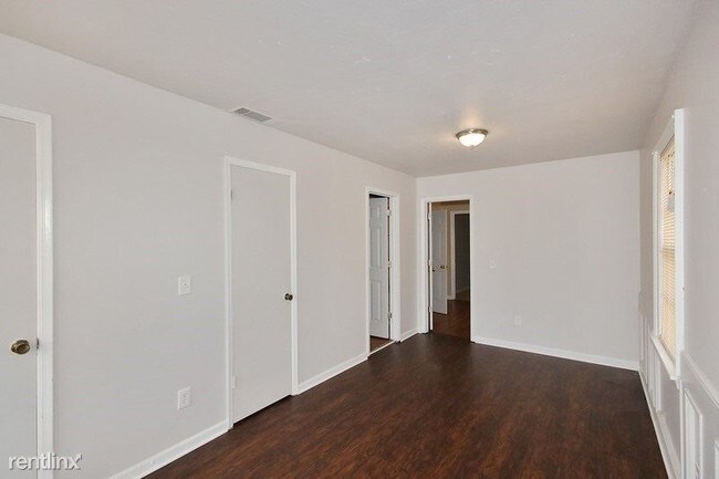 Foto del edificio - 3 br, 2 bath House - 1220 BURGESS Drive