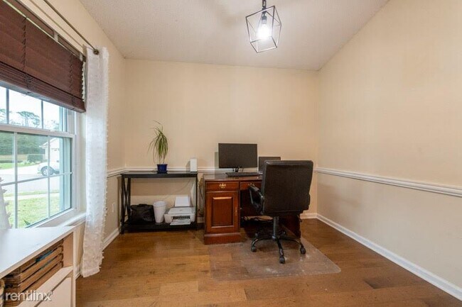 Building Photo - 3 br, 2 bath House - 12398 Wavyleaf Court