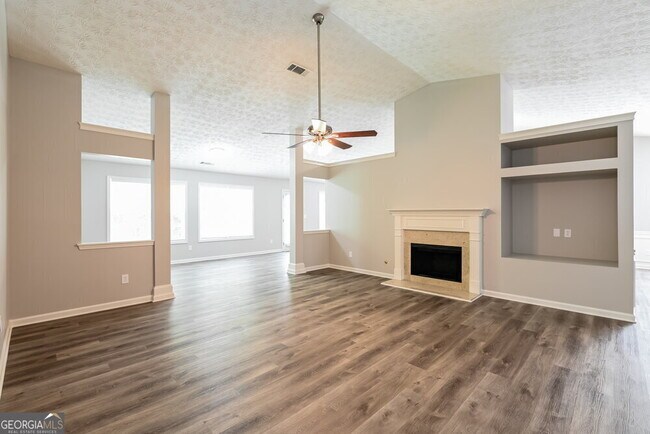 Building Photo - 1600 Jami Hollow Way