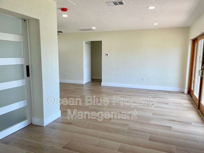 Foto del edificio - 724 Sunset Cove