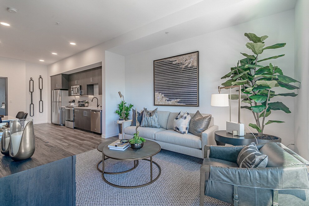 Wallace on Sunset Rentals in Los Angeles at 6230 W Sunset Blvd Los