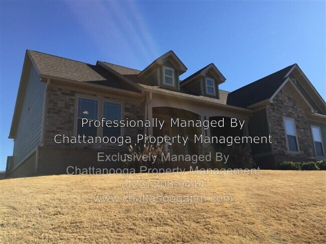 Building Photo - 7644 Maplehurst Dr