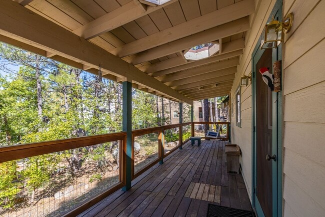 Photo - 3 bedroom, 2 bathroom, Spacious Scenic Munds Park Home!