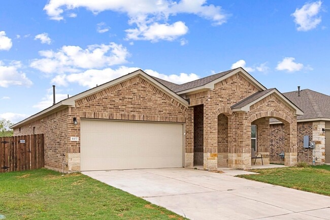 Building Photo - Gorgeous 4-bedroom home!