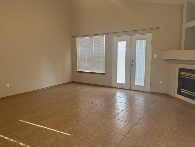 Foto del edificio - 6712 Gleason Ave NW