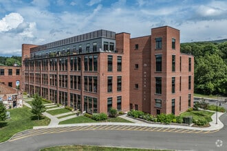 Building Photo - The Lofts at Beacon
