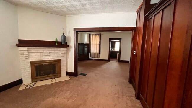 Foto del edificio - 537 Clemesha Ave