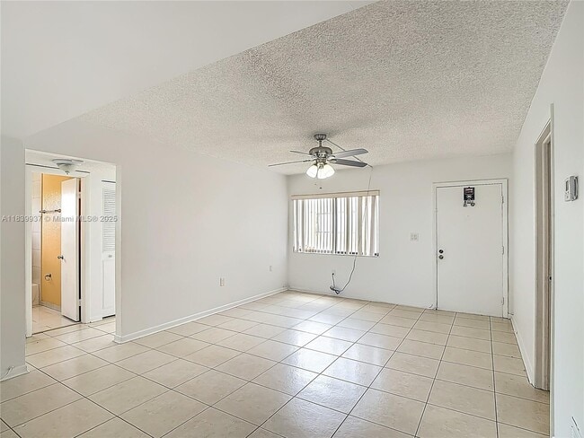 Foto del edificio - 8420 SW 133rd Avenue Rd