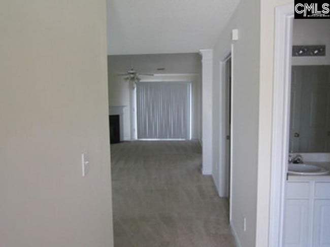 Building Photo - 106 Avebury Ln