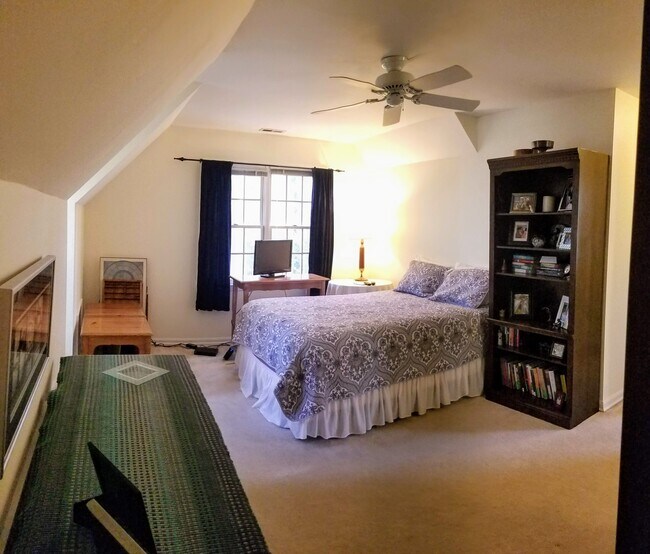 Planta superior primaria - 7 Steeple Chase Ct